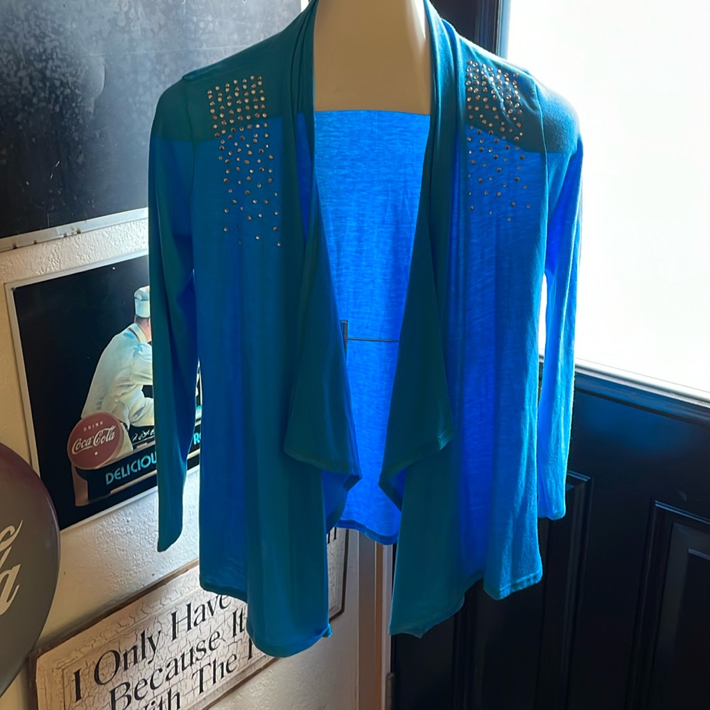 Brand New Isabella Rodriguez Size Small Cardigan